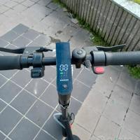 Monopattino elettrico Vivobike