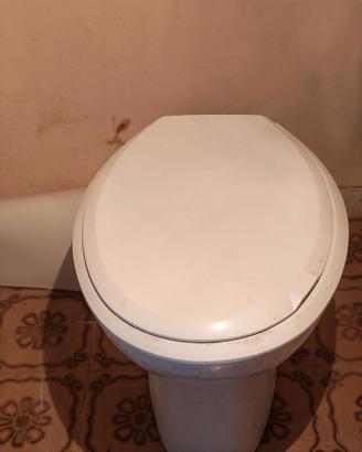 Sanitari WC - bidet - lavabo con rubinetteria