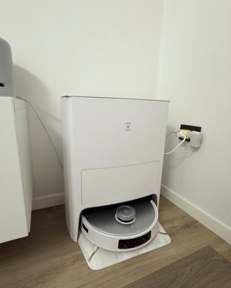 Ecovacs Deebot T20 Omni Aspirapolvere Robot