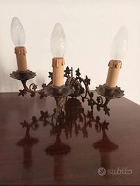 Lampada da parete antica 