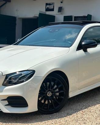 Mercedes-benz E220d 4MATIC PREMIUM PLUS FULLOPT KM