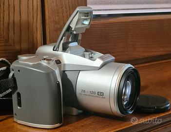 Macchina fotografica Olympus IS 500