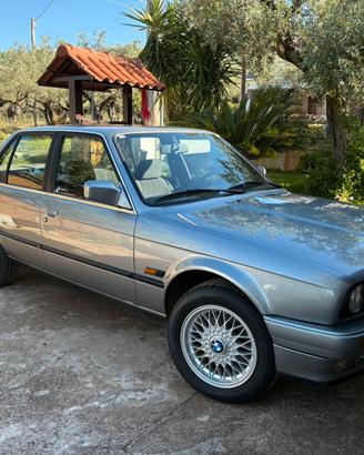 Bmw E30 318i