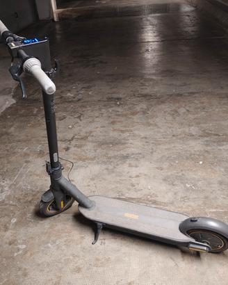 Ninebot g30 max - monopattino elettrico 