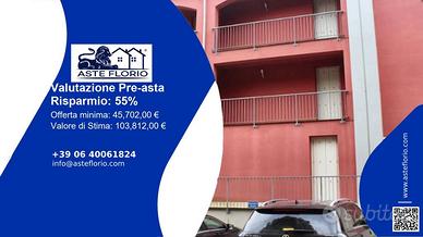 Immobile in asta di 331 m² con più di 5 locali a T
