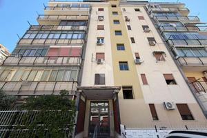 3 LOCALI A PALERMO