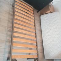 Materasso singolo con doghe