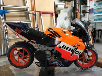 Honda Radiocomandata RC211V con motore a scoppio