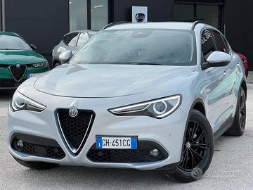Alfa Romeo Stelvio 2.2 Turbodiesel 160 CV AT8 RWD 