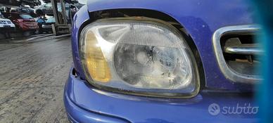 NISSAN MICRA 2001 - FARO ANTERIORE DESTRO