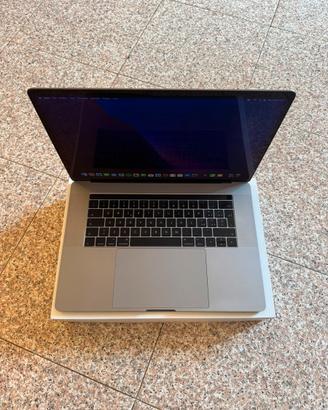 MacBook Pro 15” 2016 – i7 – 16 GB RAM - NO INPOST