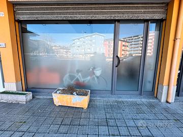 vetrate negozio complete