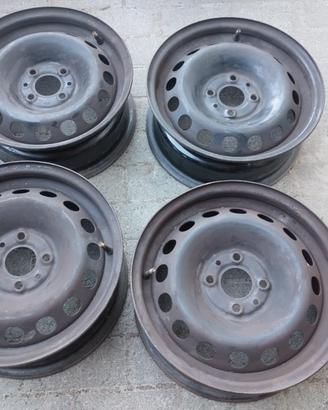 4 Cerchi in ferro R14