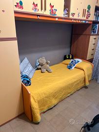 Cameretta con armadio a ponte