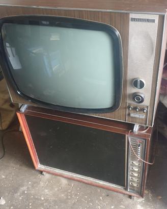TELEVISORE D' EPOCA .