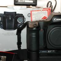 canon 5D full frame con bg-e4 box scatola carica