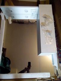 Arredo Bagno specchio e antina nuovi ma