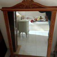 specchio in legno 