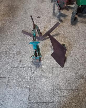 aratro sia mono vomero che macialora  prendo permu