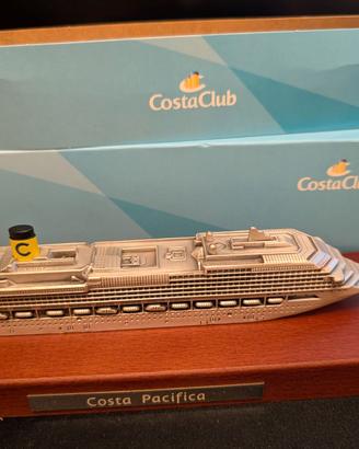 Modellino CostaClub Costa Pacifica e crest Magica