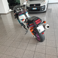 Yamaha FZR 600R -