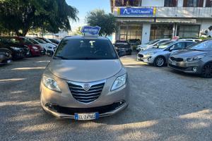 Lancia Ypsilon 1.2 69 CV 5 porte S&S Gold