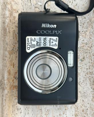 Fotocamera  Nikon Coolpix L16 PEZZI DI RICAMBIO