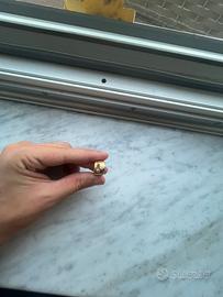 Anello in oro 18krt punzonato 750
