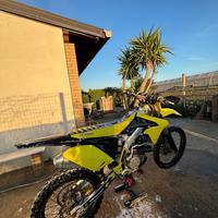 Suzuki 250 4t 2017