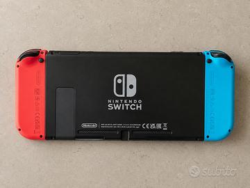 Nintendo Switch Standard + custodia + accessori