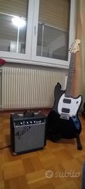 chitarra elettrica con amplificatore 