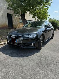 Audi A4 sw 40 2.0d 190cv S line perfetta in tutto