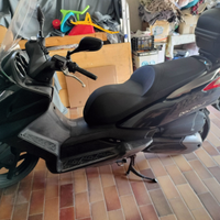 Kymco downtown 300i