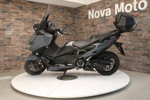 Yamaha TMAX 560