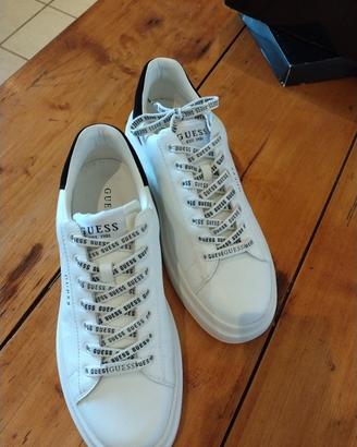 Scarpe Guess numero 45 