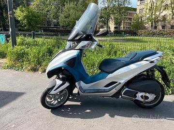 Piaggio MP3 300 - 2014