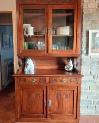 Credenza in perfette condizioni , inizio 900