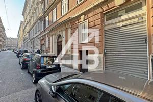 MAGAZZINO - 67M² - VIA GATTERI, 35 (TS)