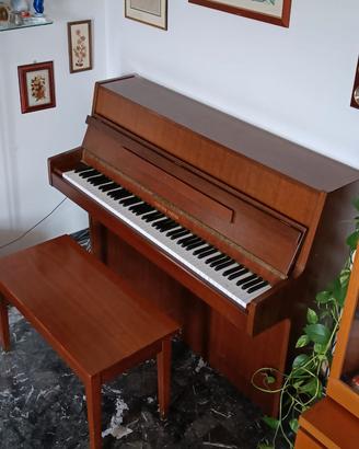Pianoforte Furstein Farfisa
