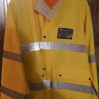 Giaccone alta visibilità con cappuccio. 