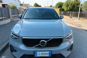 Volvo XC40 Core B3 mild hybrid