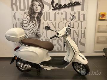 Piaggio Vespa 125 Primavera ABS E4