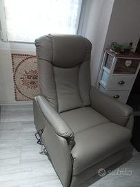 poltrona reclinabile