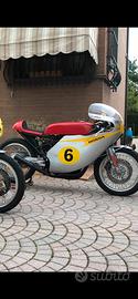 Honda replica hailwood