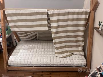 Letto montessori a capanna a terra con materasso