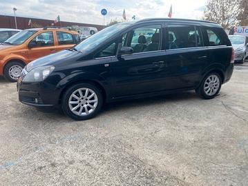 Opel Zafira 1.8 16V VVT Club
