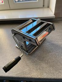 Macchina per la pasta manuale