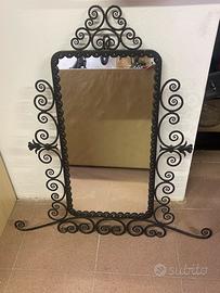 Specchio in ferro battuto