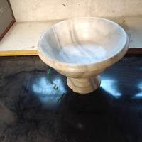 acquasantiera in marmo antica