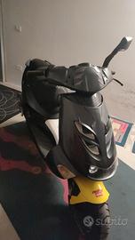 Aprilia sr 50 racing